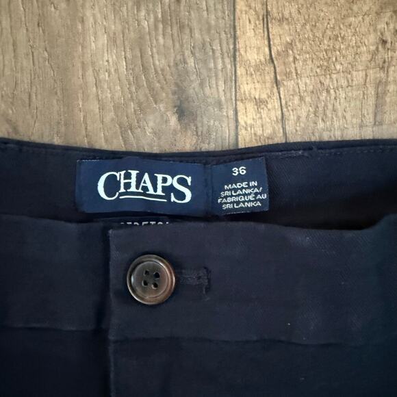 Chaps Black Shorts 36 - Picture 3 of 4